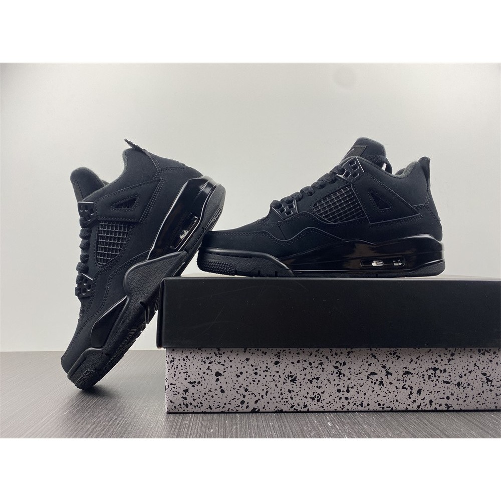 Air Jordan 4 Retro