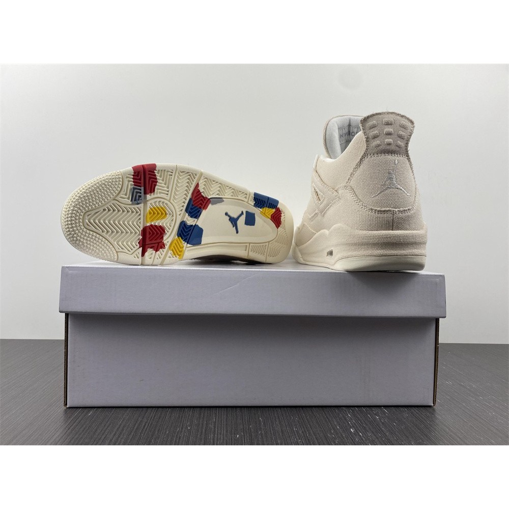Wmns Air Jordan 4 Retro 