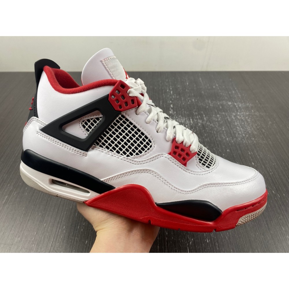 Air Jordan 4 Retro OG