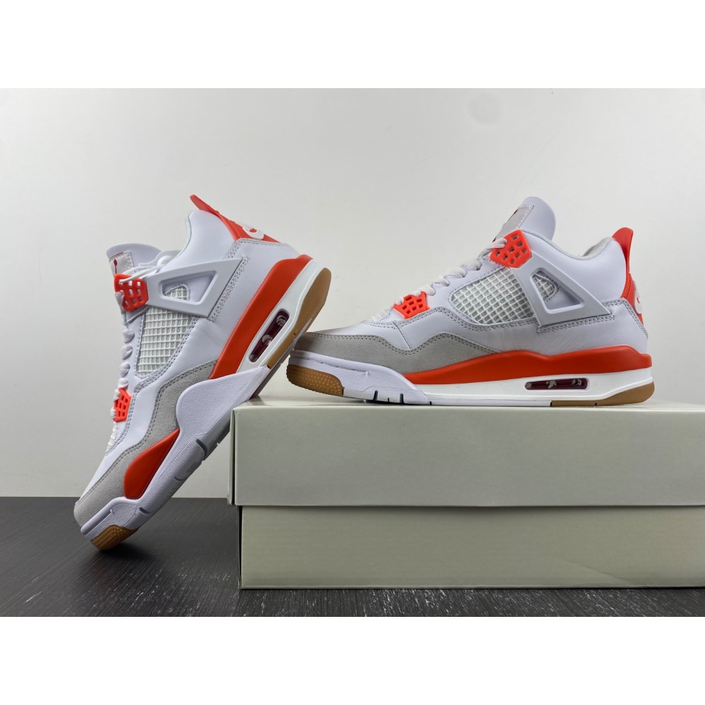 SB x Jordan 4 “Sapphire” DR5415-102