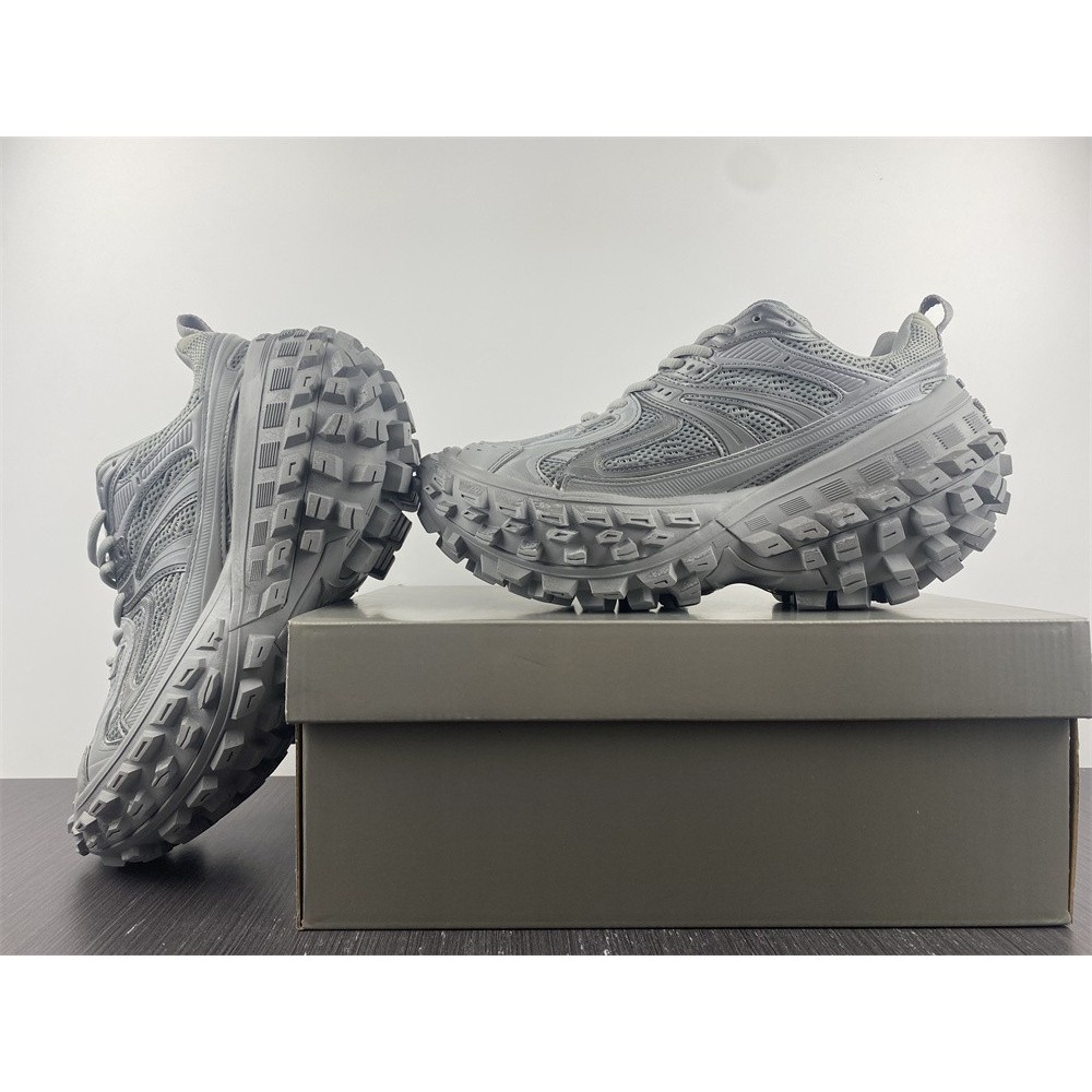 Ba*len*cia*ga bouncer sneakers