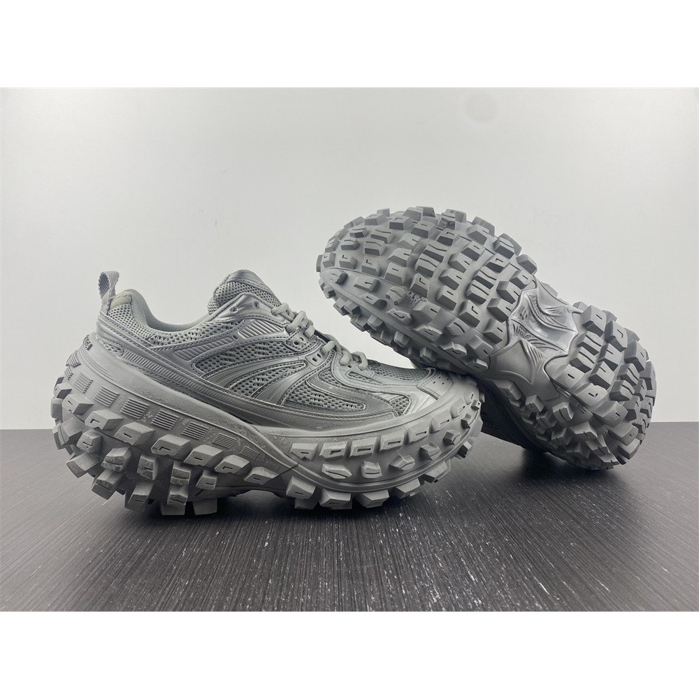 Ba*len*cia*ga bouncer sneakers