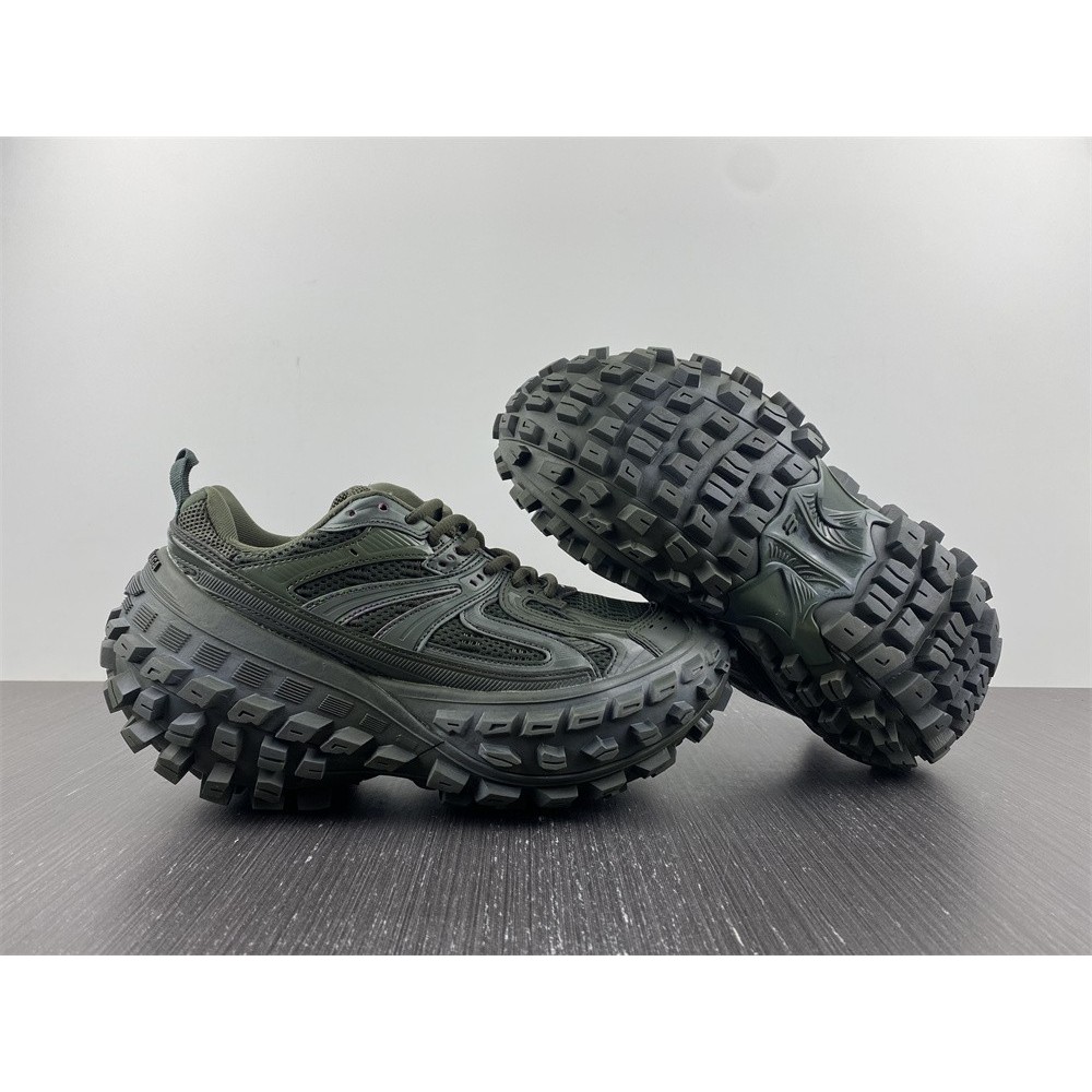 Ba*len*cia*ga bouncer sneakers