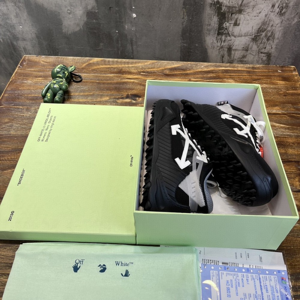 OFW C/O ODSY-1000 SNEAKER AA006