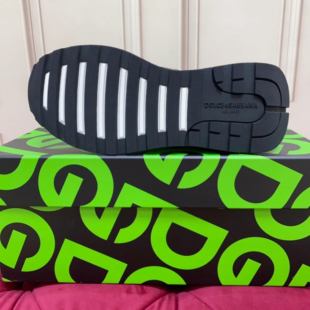 D.G. SNEAKER