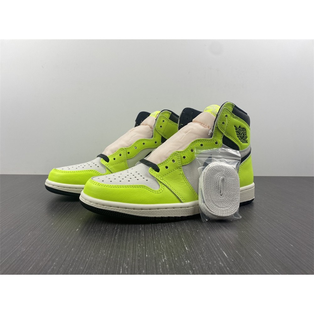 Air Jordan 1 Retro High OG ''Visionaire'' - 555088-702
