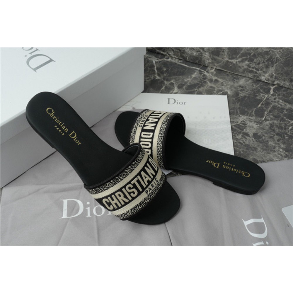 D1OR SANDALS