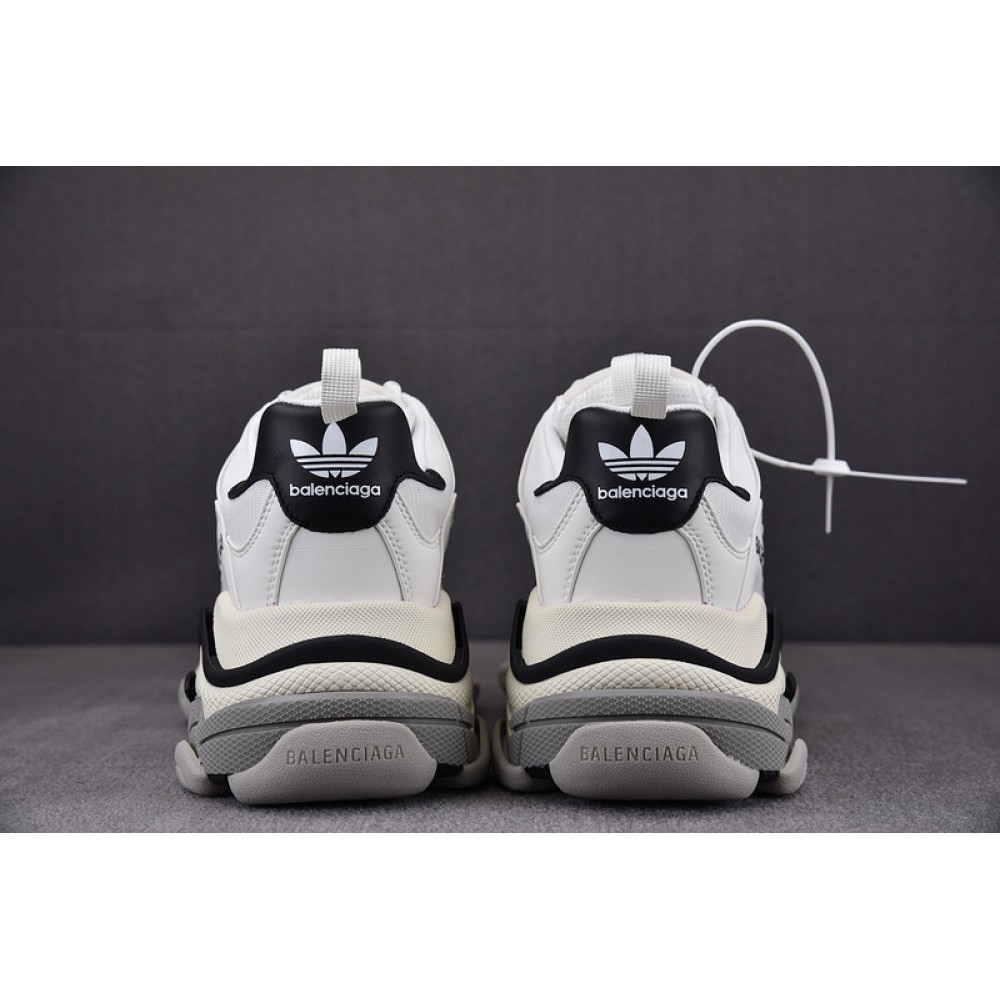 Ba*len*cia*ga triple s sneakers