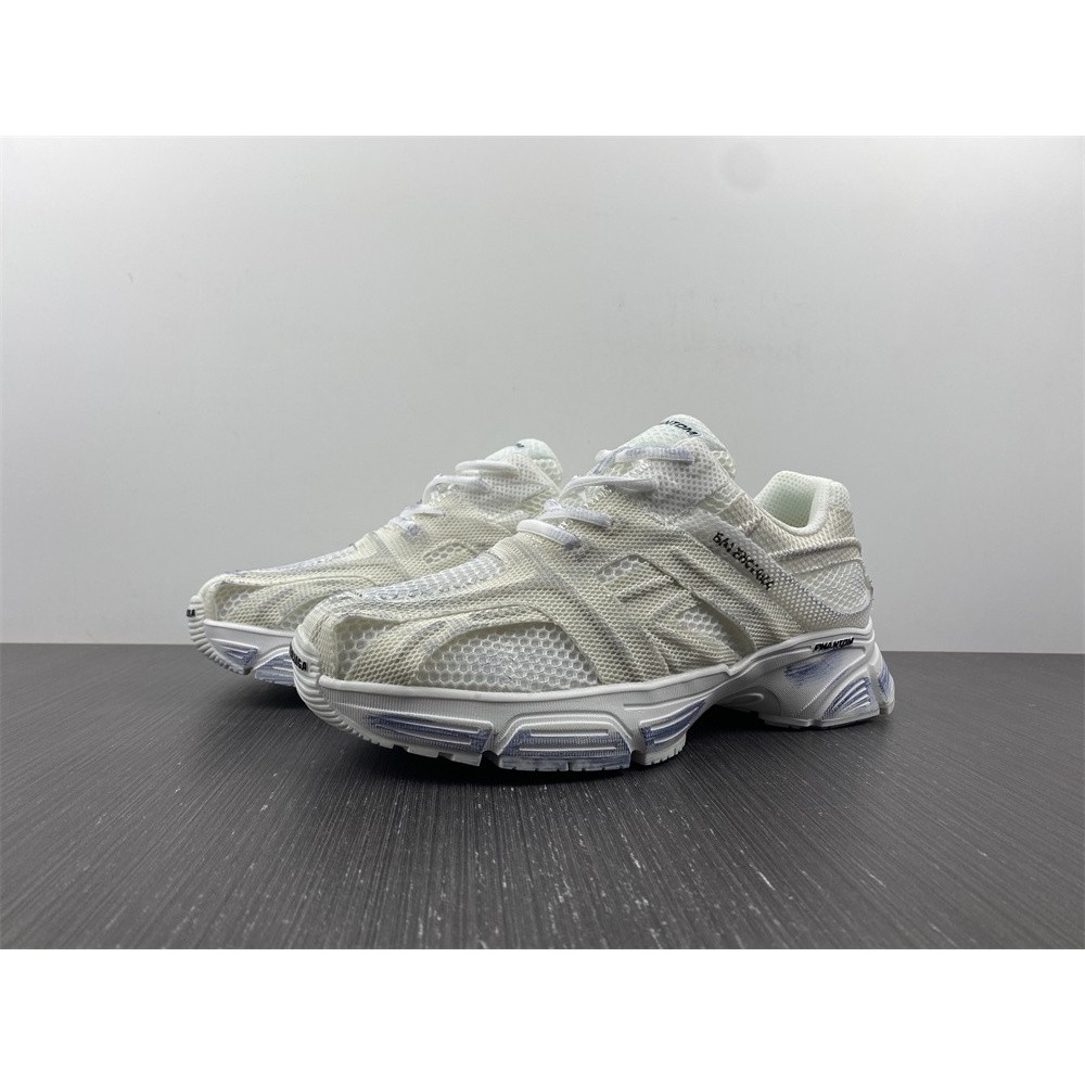 Ba*len*cia*ga phantom sneakers