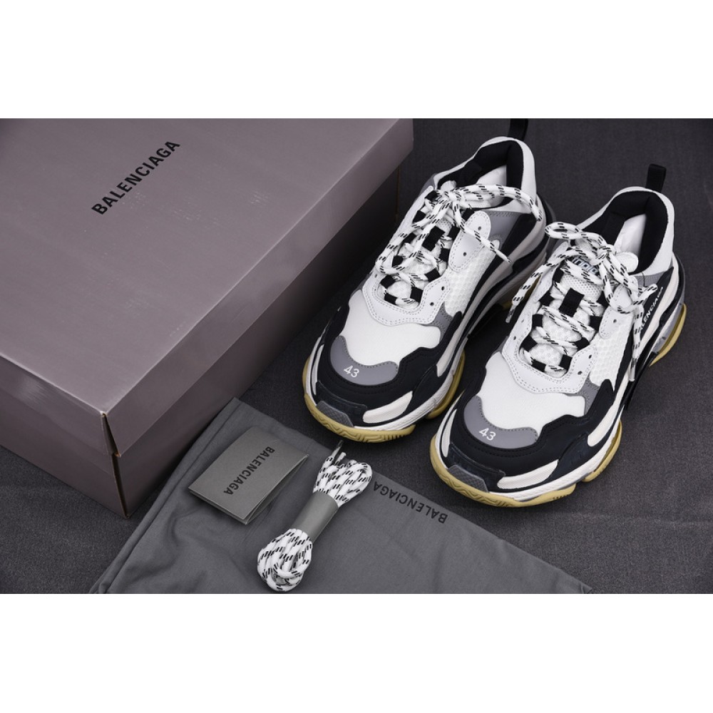 Ba*len*cia*ga triple s sneakers