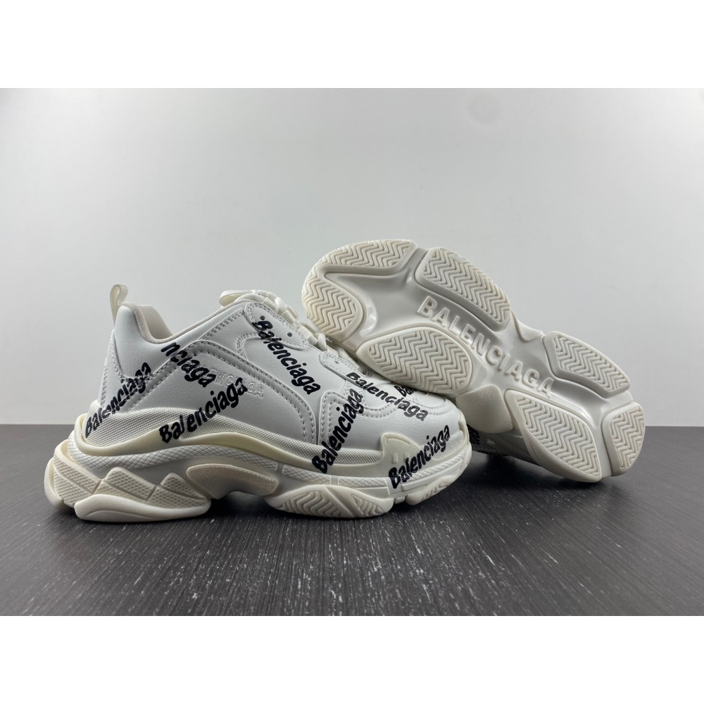 Ba*len*cia*ga triple s sneakers