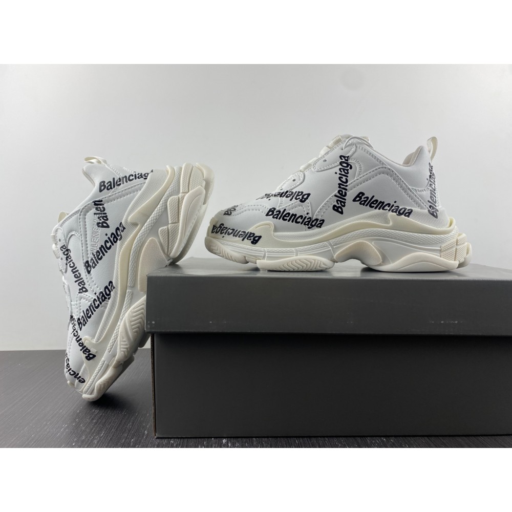 Ba*len*cia*ga triple s sneakers