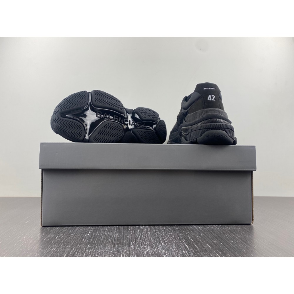 Ba*len*cia*ga triple s sneakers