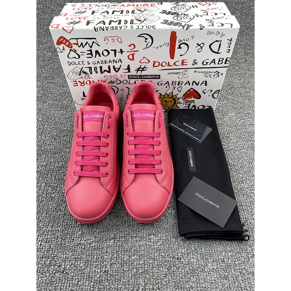 D.G. SNEAKER