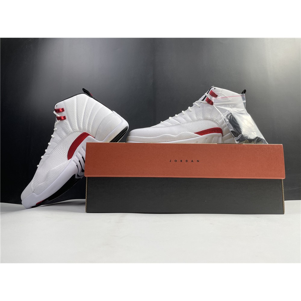 AIR JORDAN 12 TWIST WHITE UNIVERSITY RED CT8013-106